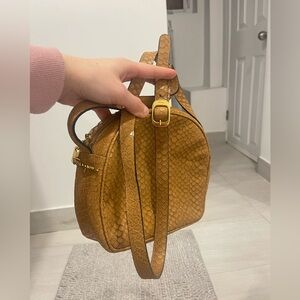 Salvatore Ferragamo Vintage Tan Snake Embossed Leather Round Crossbody Bag Italy